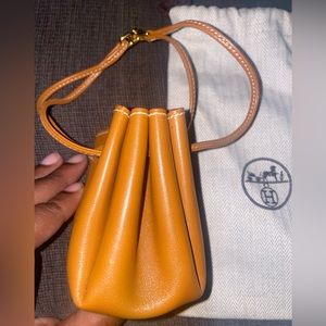 (SOLD) NWOT HERMES VESPA POUCH